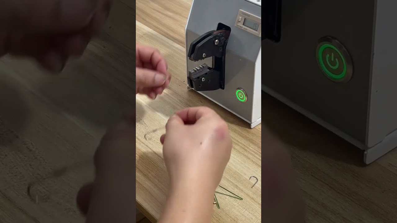 전기 터미널 압착기로 안전한 피쉬 후크 압착 | 공장 자동화 #공장 #기계