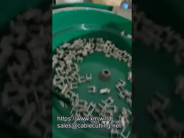 프랑스 및 중동 플러그 제조용 자동 플러그 인서트 크림핑 머신
