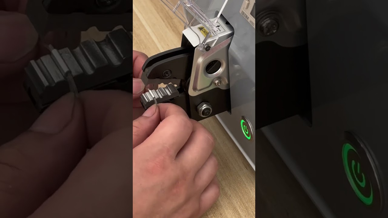 20EC 전동 터미널 압착기: 최대 10 sq mm 터미널 자동 압착 #공장 #기계