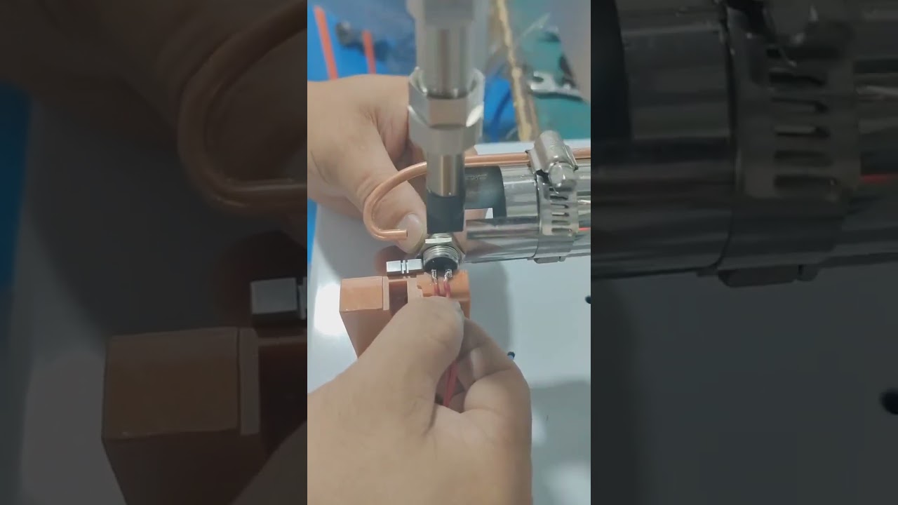 항공 커넥터 2점 동시 용접 #기계 #케이블와이어탈피기 #공장